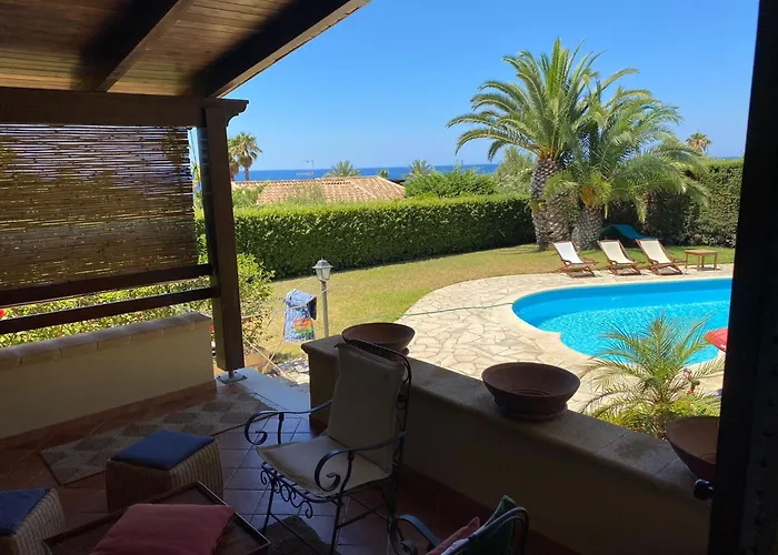 Βίλα Amazing Sunset With Swimming Pool Custonaci